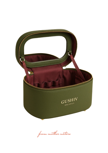 GUSHIVโข Signature Vanity Case